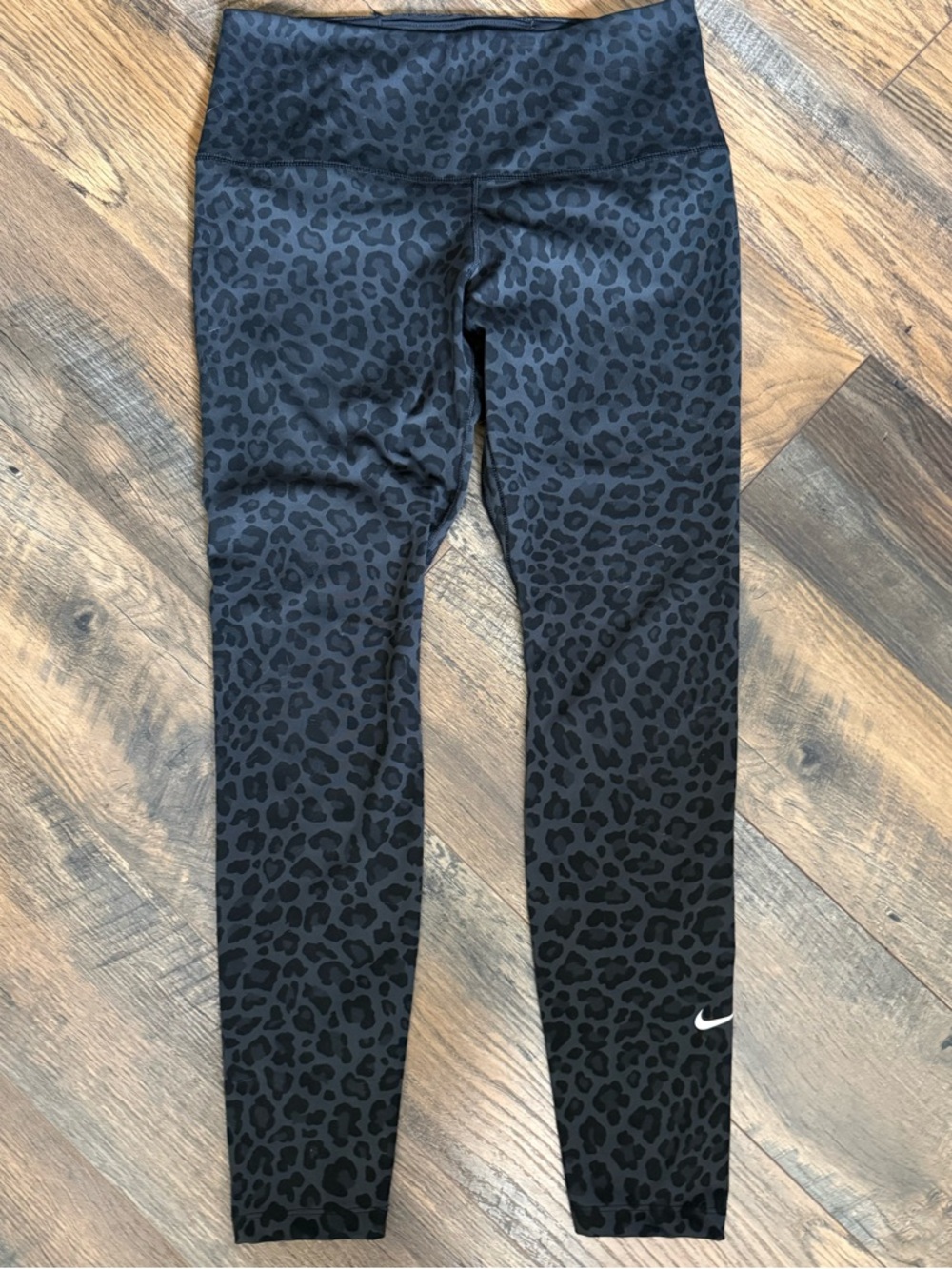 NIKE WOMENS BLACK LEOPARD PRINT LEGGINGS